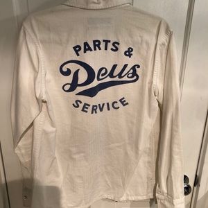 Deus ex machina parts and services shop button up.